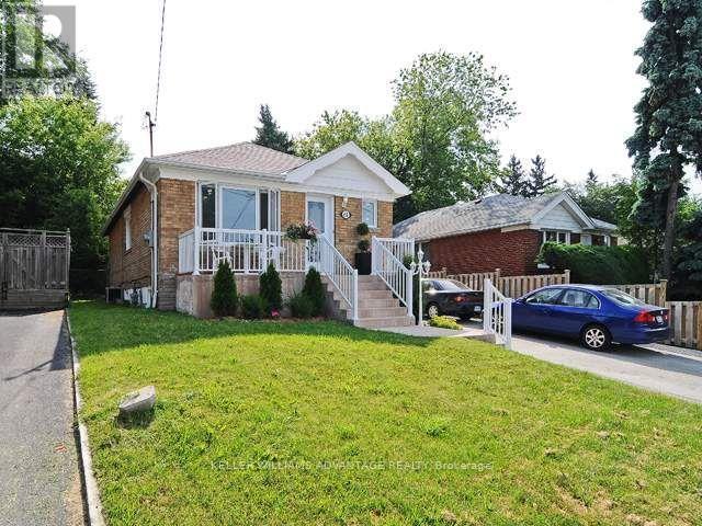 apartment at LOWER UNIT 61 MAYBOURNE AVENUE, Toronto, Ontario, M1L2W1