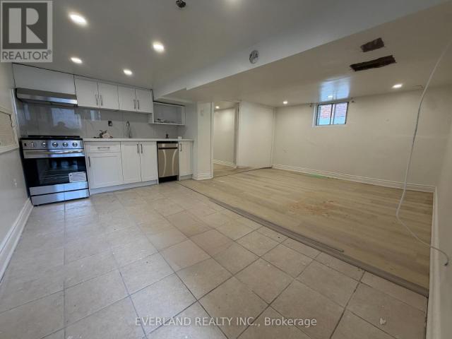 apartment at LOWER UNIT – 247 BELGRAVIA AVENUE