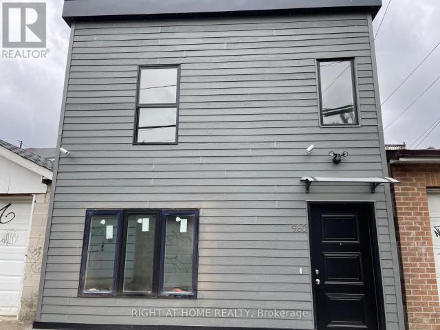 apartment at LANEWAY SUITE 980 OSSINGTON AVENUE, Toronto, Ontario, M6G3V7