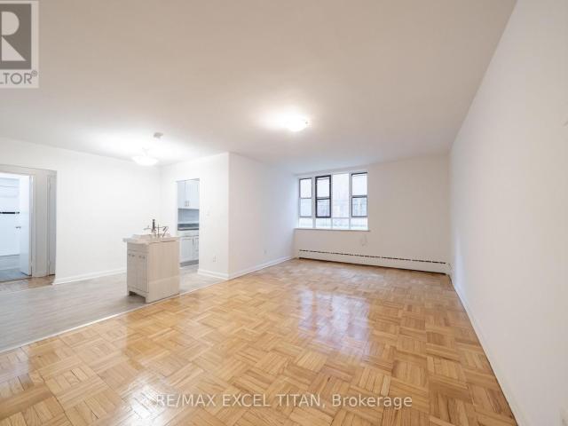 apartment at M8 77 ERSKINE AVENUE, Toronto, Ontario, M4P1Y5