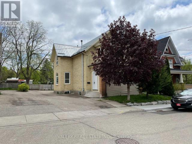 apartment at MAIN 49 MADISON AVENUE N, Kitchener, Ontario, N2H2Z5