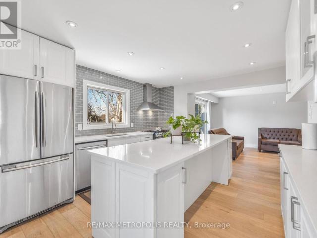 apartment at MAIN 57 CALDER CRESCENT, Whitby, Ontario, L1N6M2