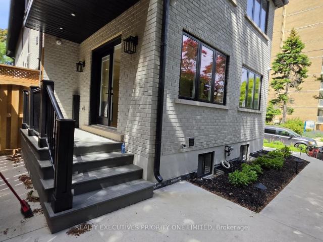 apartment at MAIN 10 LASCELLES BOULEVARD, Toronto, Ontario, M4V2B5