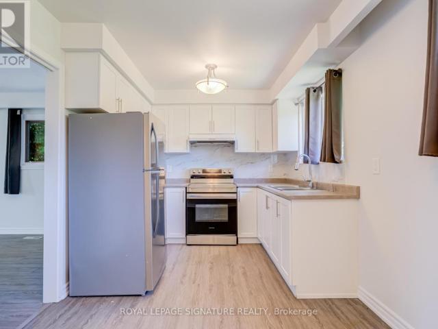 apartment at MAIN 141 OAKMEADOW BOULEVARD, Toronto, Ontario, M1E4H2