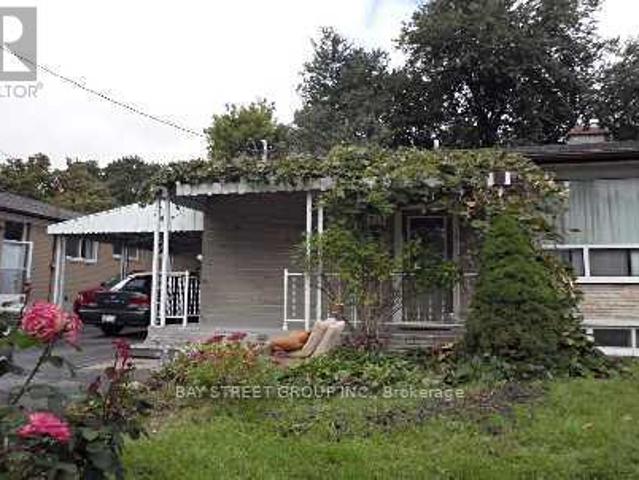 apartment at MAIN 211 BEECHY DRIVE, Richmond Hill, Ontario, L4C2X6