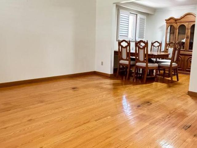 apartment at MAIN 27 BOWHILL CRESCENT, Toronto, Ontario, M2J3S1