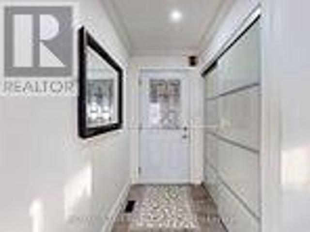 apartment at MAIN – 257 JOHN TABOR TRAIL