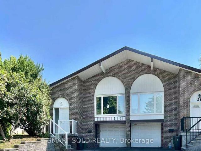 apartment at MAIN + UPPER 31 SILAS HILL DRIVE, Toronto, Ontario, M2J2X8