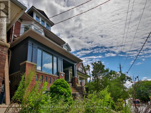 apartment at MAIN FL – 639 BROADVIEW AVENUE