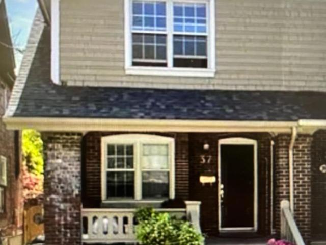 apartment at MAIN FL 37 LOLA ROAD, Toronto, Ontario, M5P1E5