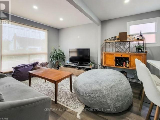 apartment at MAIN FLOOR 67 EAST 13TH STREET, Hamilton, Ontario, L9A3Z4