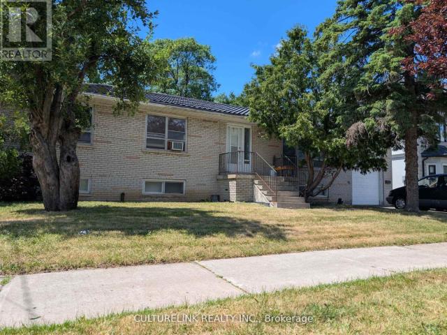 apartment at MAIN FLOOR 998 WILLOWDALE AVENUE, Toronto, Ontario, M2M3C7