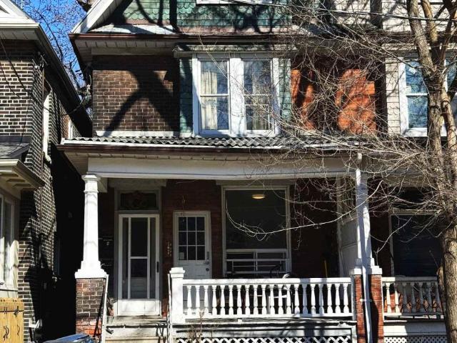 apartment at MAIN FLOOR 383 LANSDOWNE AVENUE, Toronto, Ontario, M6H3Y2