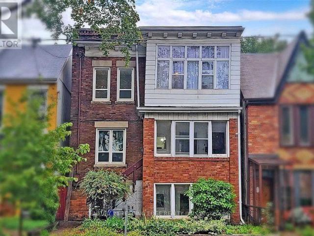 apartment at MAIN LEVEL 233 BORDEN STREET, Toronto, Ontario, M5S2N5