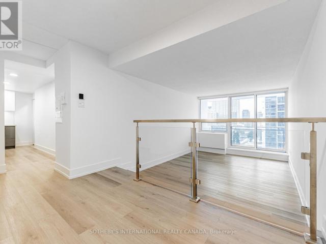 apartment at N2106 201 SHERBOURNE STREET, Toronto, Ontario, M5A3X1