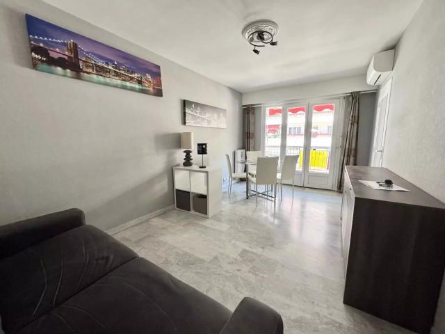 apartment at Nice Madeleine