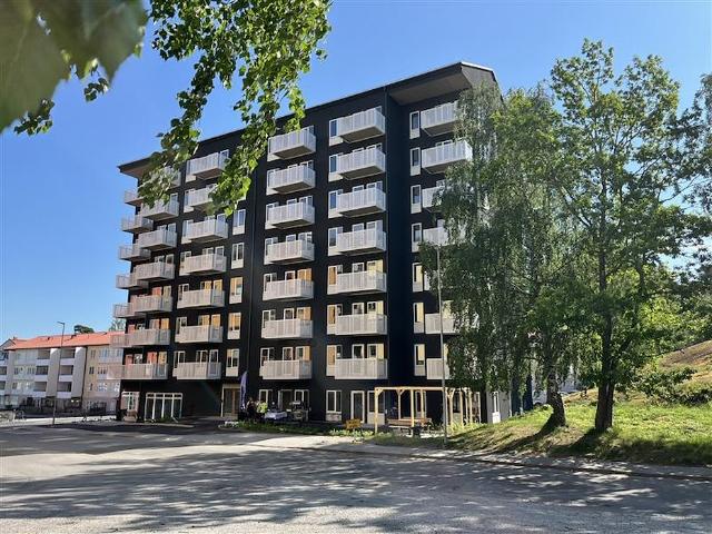 apartment at Södertälje, Brolundavägen 37, Blombacka