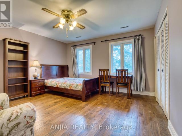 apartment at SECOND FLOOR – 37 ALLANGROVE CRESCENT