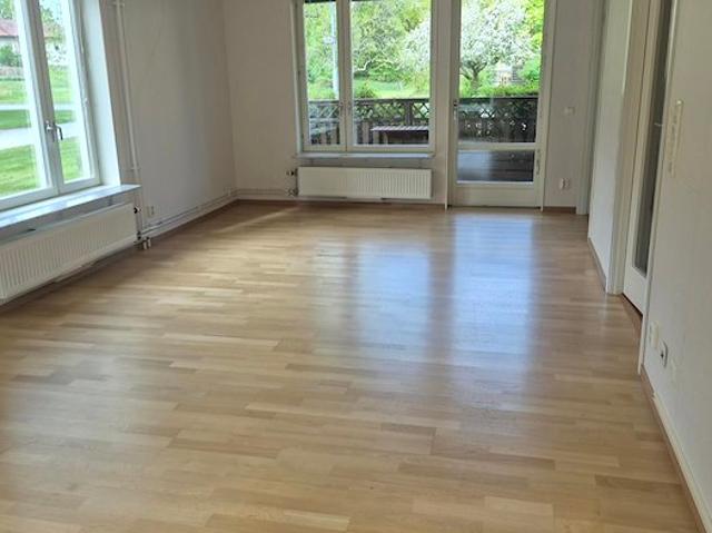 apartment at Stockholm, Nils Lövgrens Väg 6, Sköndal