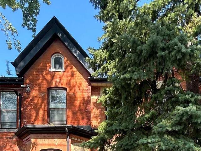 apartment at SUITE A MAIN FLOOR 137 DENISON AVE AVENUE, Toronto, Ontario, M5T2N2