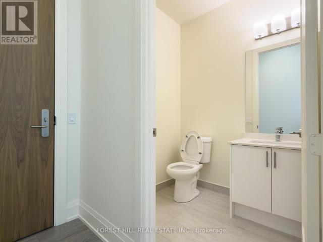 apartment at PH108 27 KORDA GATE, Vaughan, Ontario, L4K0P6
