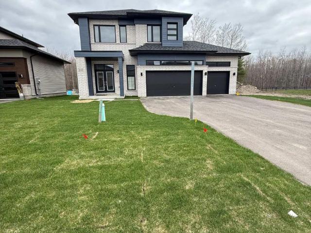 apartment at ROOM B,C,D,E 3143 SEARIDGE STREET, Severn, Ontario, L3V0Y4