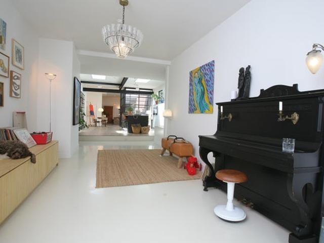 apartment at Tollensstraat 124 2513GE Den Haag