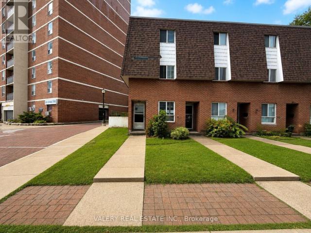 apartment at TH69 75 EASTDALE AVENUE, Toronto, Ontario, M4C5N3