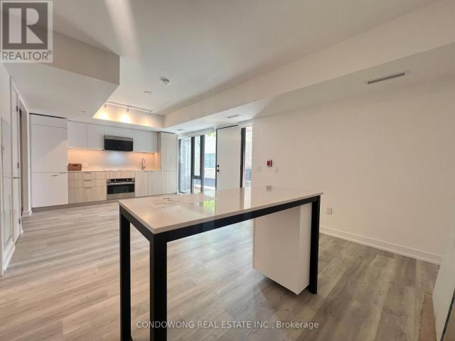 apartment at TH110 – 28 EASTERN AVENUE