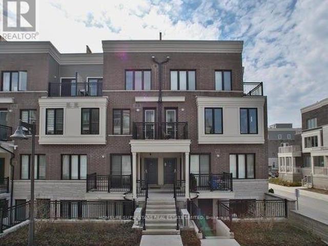 apartment at TH 4 70 EASTWOOD PARK GARDENS, Toronto, Ontario, M8W0B2
