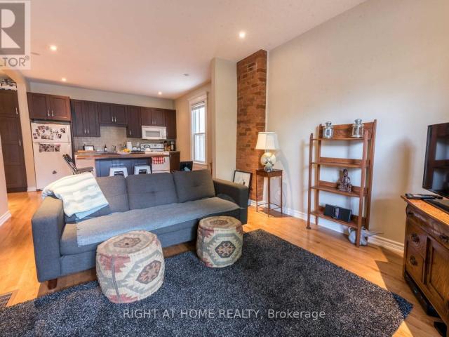 apartment at UNIT 1 – 52 MCMURRAY AVENUE