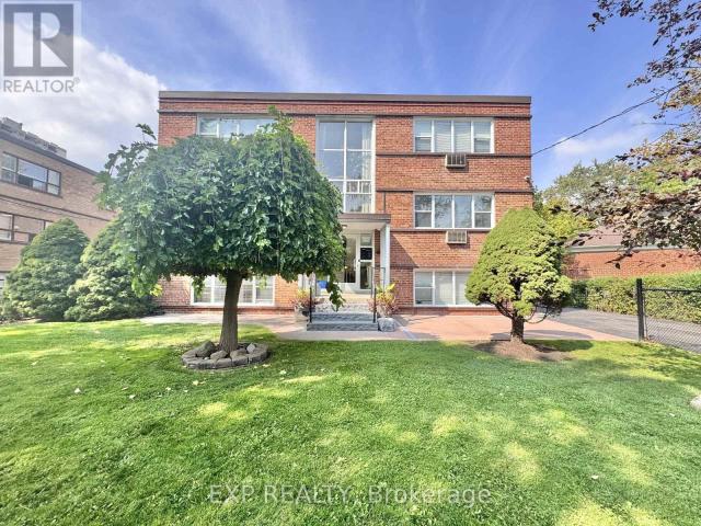 apartment at UNIT 2 27 PAISLEY BOULEVARD, Mississauga, Ontario, L6A1P3