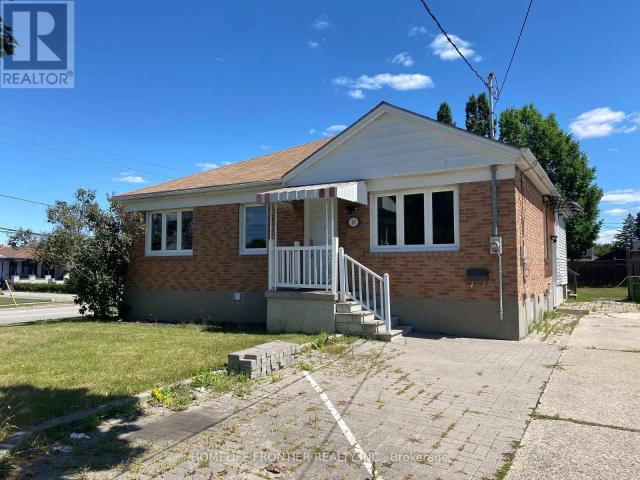 apartment at UNIT D 63 LOCKERBIE AVENUE, Toronto, Ontario, M9N3A3