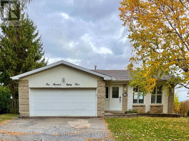 apartment at UPPER – 183 AUTUMN HILL CRESCENT