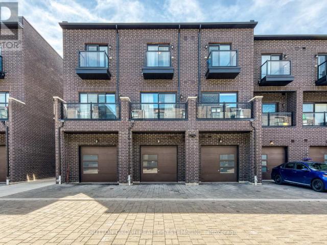 apartment at UPPER 1 1774A LAWRENCE AVENUE W, Toronto, Ontario, M6L0A3