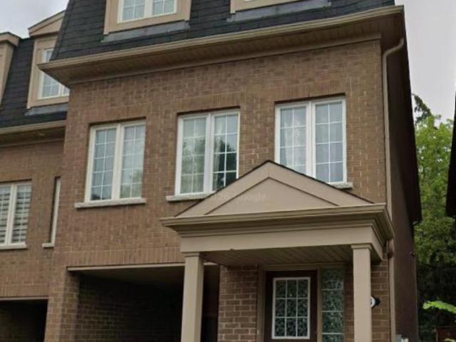 apartment at UPPER – 23 TILLINGHAST LANE