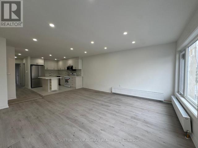 apartment at UPPER 2986A DUFFERIN STREET, Toronto, Ontario, M6B3T3