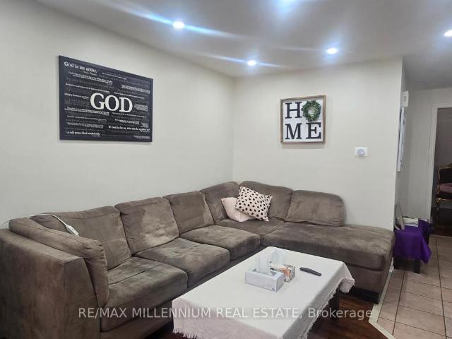 apartment at UPPER – 32 ABELARD AVENUE