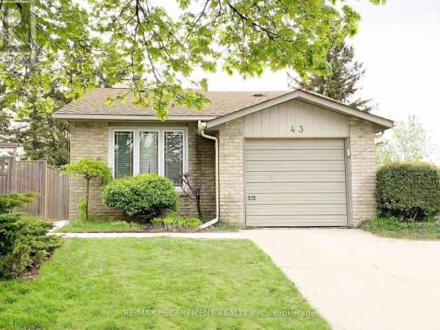 apartment at UPPER 43 KANATA CRESCENT, Brantford, Ontario, N3R7E8