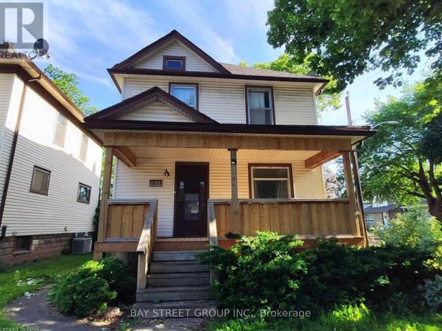apartment at UPPER 5114 MCRAE STREET, Niagara Falls, Ontario, L2E1P5