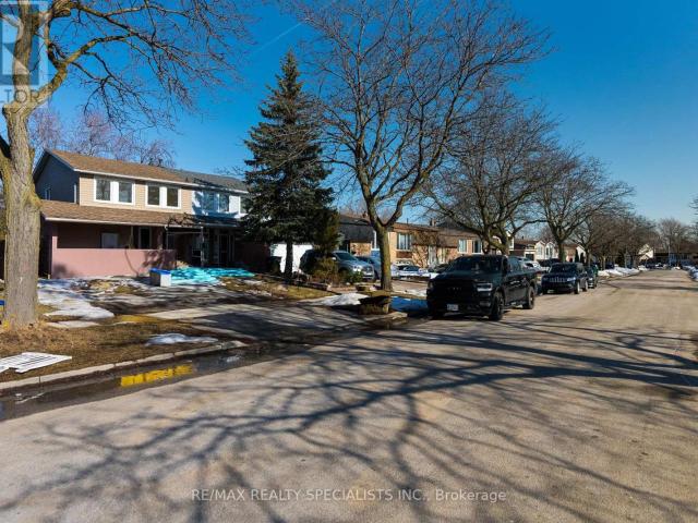 apartment at UPPER 6419 CHAUMONT CRESCENT, Mississauga, Ontario, L5N2M7