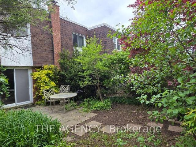 apartment at UPPER 69 SILAS HILL DRIVE, Toronto, Ontario, M2J2X8