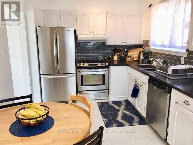 apartment at UPPER 77 ELISE TERRACE, Toronto, Ontario, M2R2W9