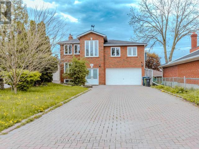 apartment at UPPER 83 BURR AVENUE, Toronto, Ontario, M6L1V3