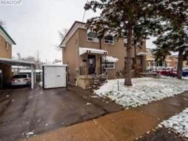 apartment at UPPER FLOOR 57 MEDWAY CRESCENT, Toronto, Ontario, M1P3T7