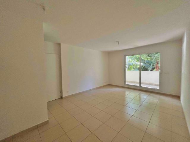 apartment at Yahoué