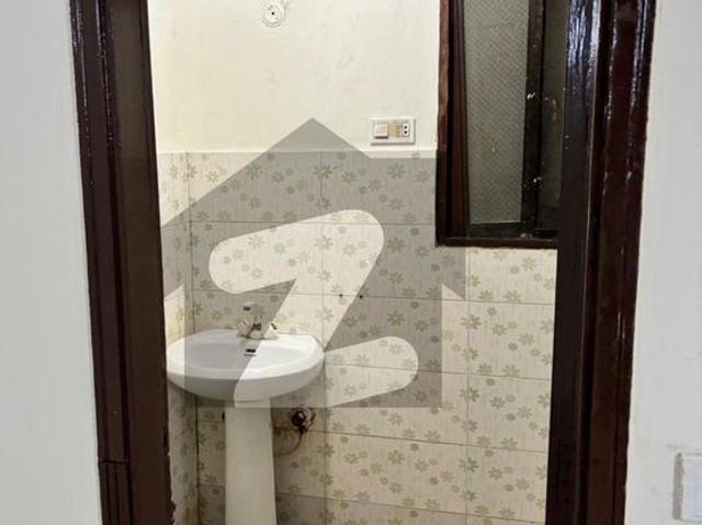 Apartment Available For Rent Nishat Commercial Area