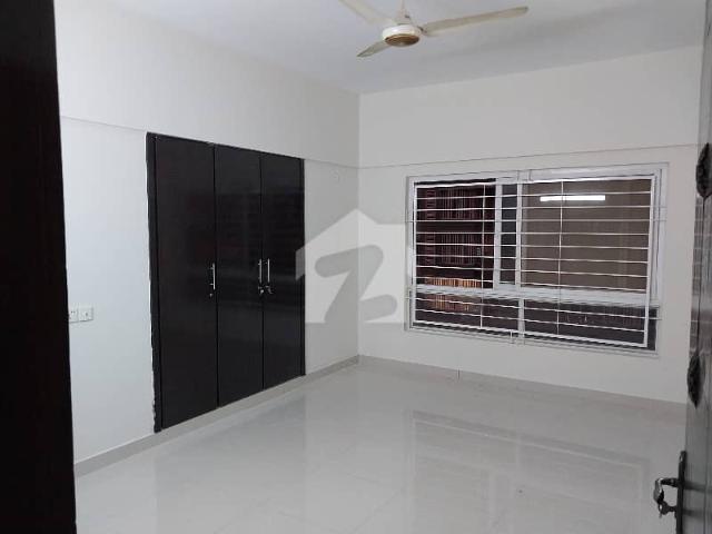 Apartment Available For Rent In The Most Prime Location Of Clifton Bath Island In The Project Known As Island Homes
