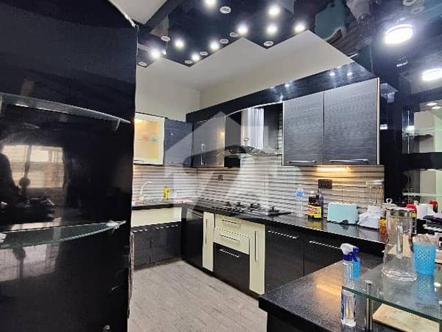Apartment available for sale