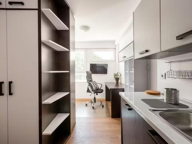 Apartment available for sublet
